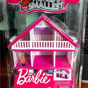 Worlds Smallest Barbie Dreamhouse + Swimsuit Barbie